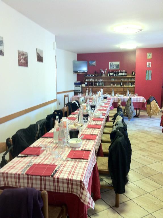 Bar Trattoria Colombina Affittacamere Bossico Exterior foto